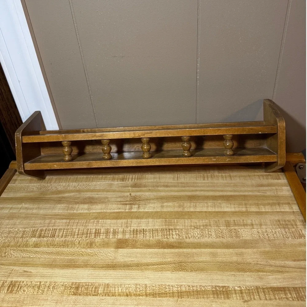 Vintage Wood Spice Rack Wall Mount Hanging Shelf Brown Spindle Rail Country vtg